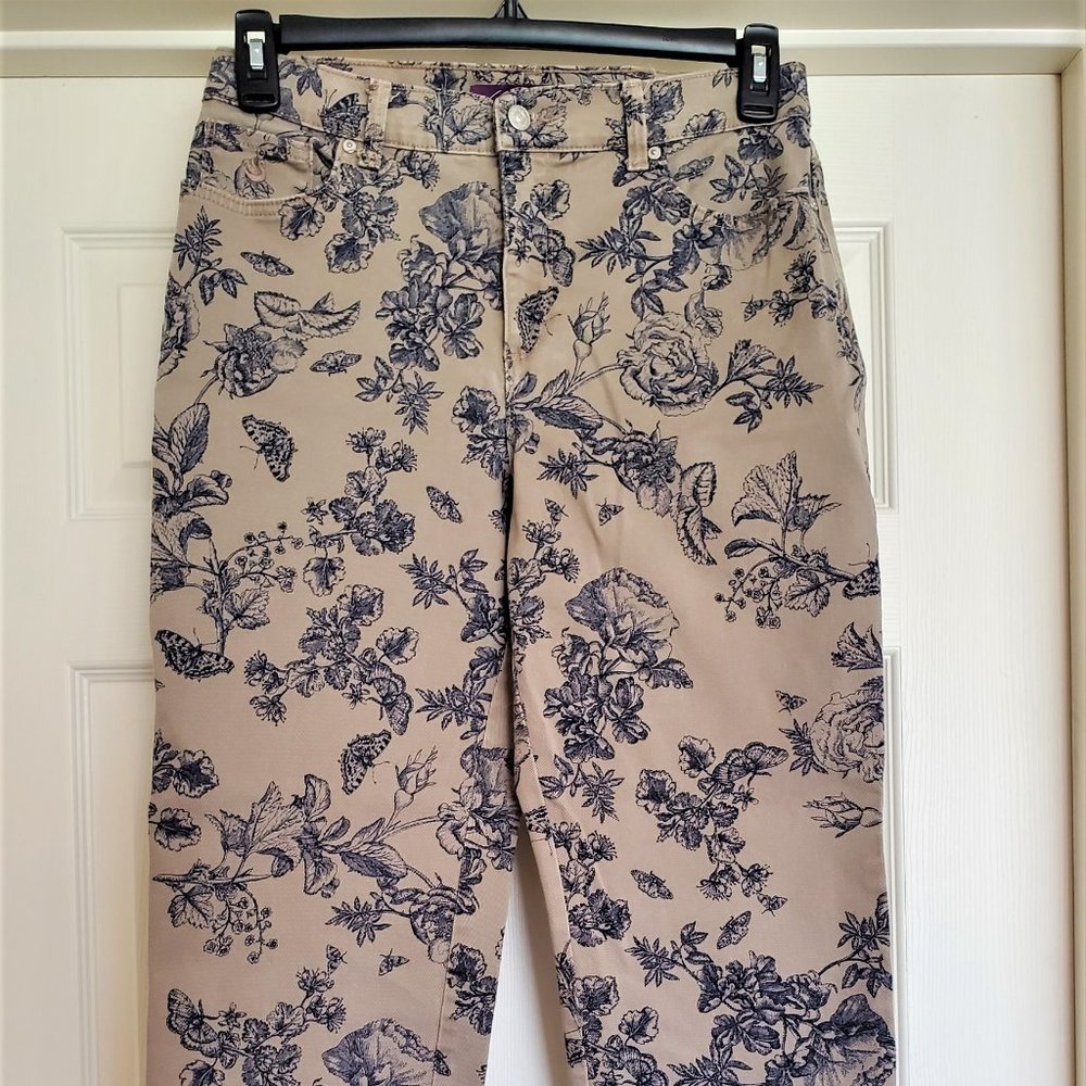 Gloria Vanderbilt 'Amanda' Womens Jeans (10) Floral Butterfly (Gently Used)